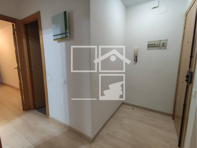 Local en Avenida Josep Tarradellas   B ENT, Terrassa Barcelona