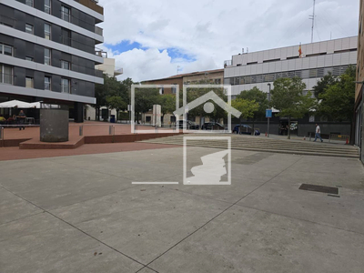 Inmueble en Plaza Comte Guifré    local, Barcelona