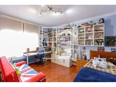 Local en BayÃ©s, Tona Barcelona