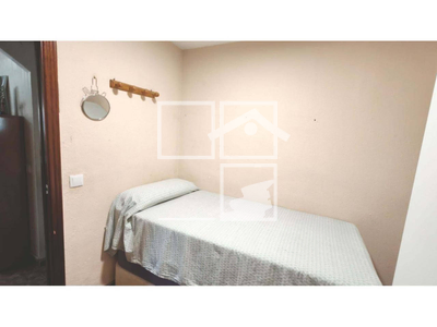 Local en Calle Reus    BAJOS , Badalona Barcelona