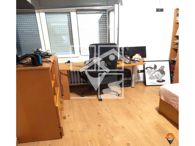 Inmueble en Ronda Est    , Barcelona