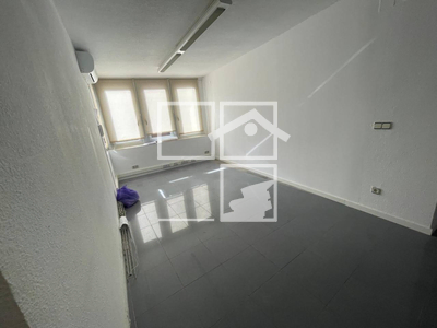 Local en Plaza Josep Maria Folch i Torres    1, Granollers Barcelona