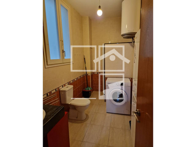 Local en Olot Girona