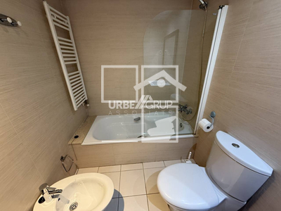 Inmueble en Avenida ANGEL SALLENT    4, Barcelona