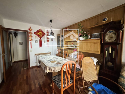 Local en Olot Girona