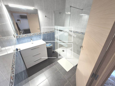 Local en Calle Calderón de la Barca    , Badalona Barcelona