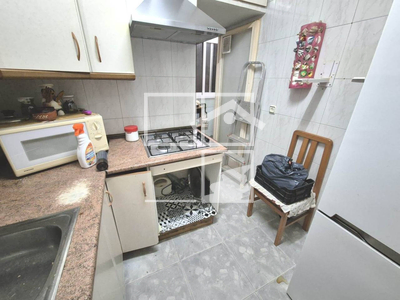 Local en Calle Hipòlit Lázaro    2º, Badalona Barcelona