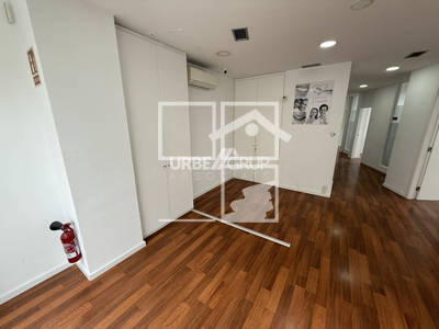 Inmueble en Calle BALDRICH Número 74  , Barcelona