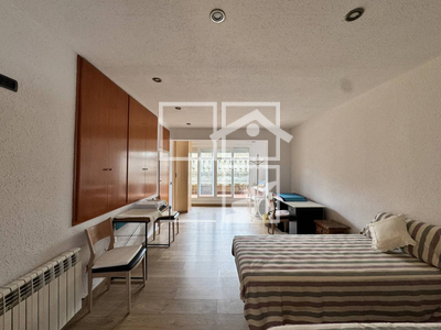 Local en Olot Girona